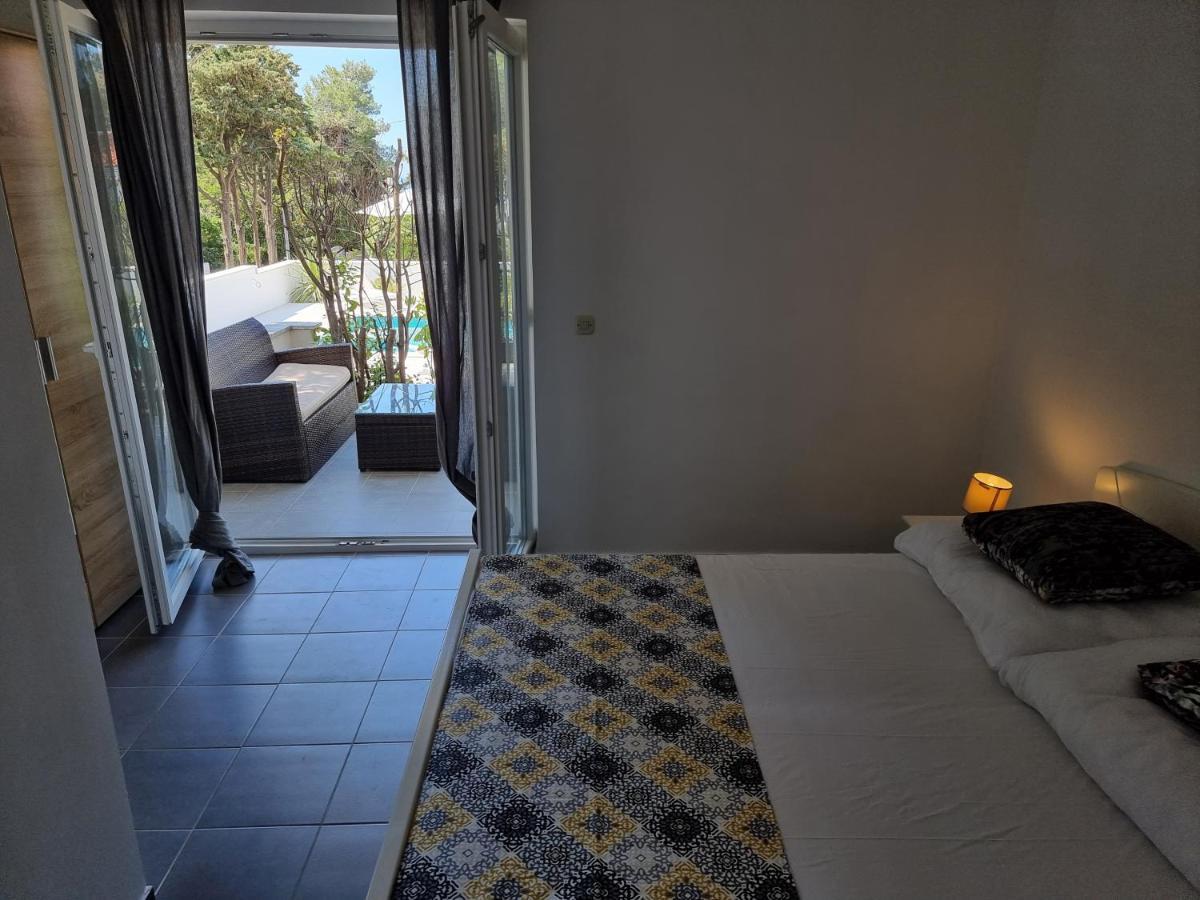 Villa Flamingo Deluxe Новалья Экстерьер фото