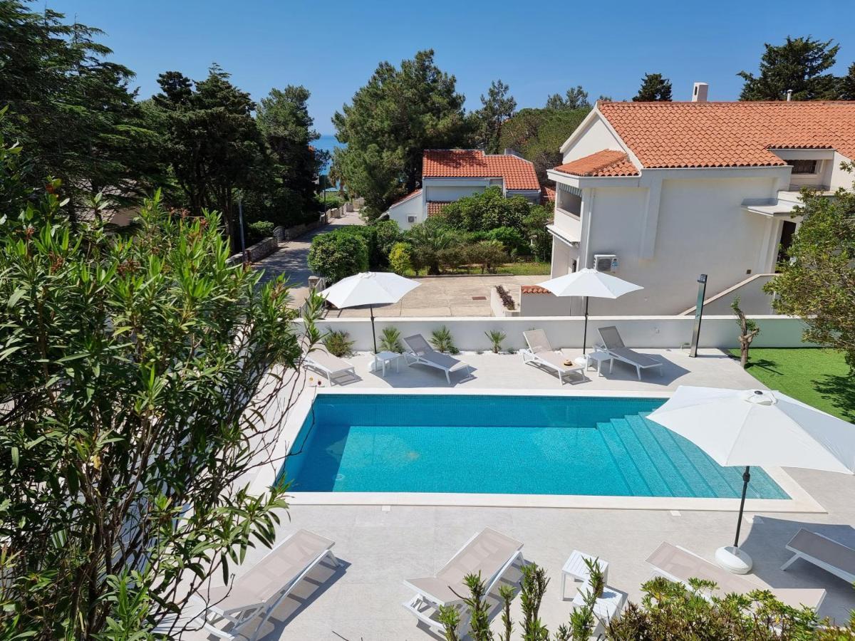Villa Flamingo Deluxe Новалья Экстерьер фото