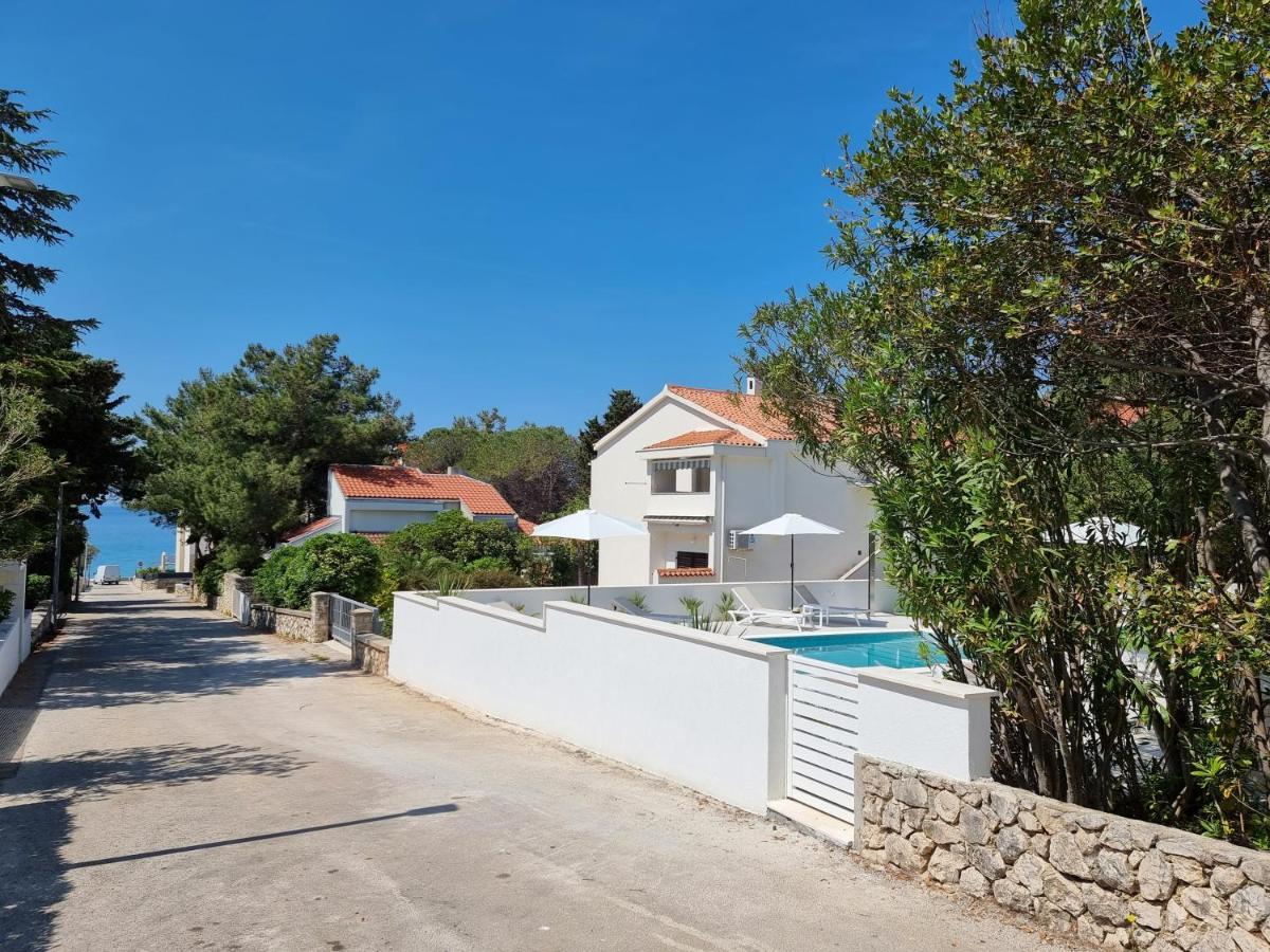 Villa Flamingo Deluxe Новалья Экстерьер фото